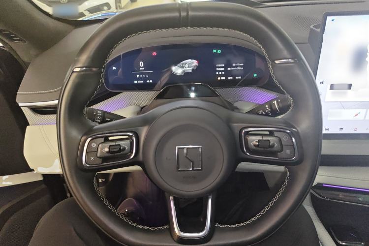 Used Zeekr 001 2024 YOU Edition 100 kWh All-Wheel Drive Steering Wheel