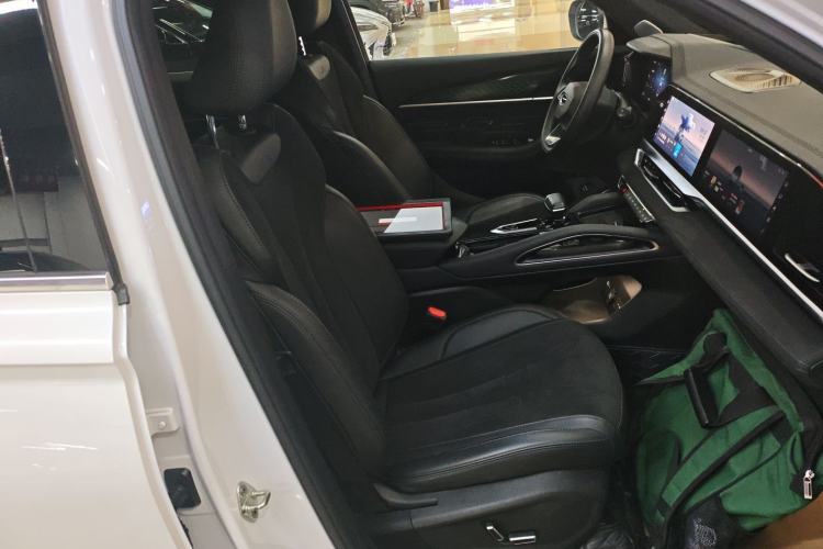 Used Geely Auto Monjaro L 2024 2.0TD High-Power Automatic Two-Wheel Drive Skyline Edition