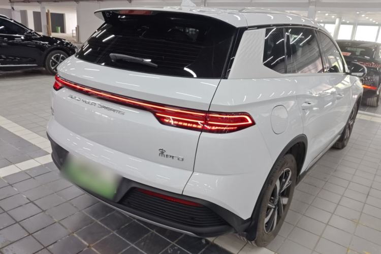 Used BYD Song Pro New Energy 2023 Champion Edition DM-i 71KM Navigation Model
