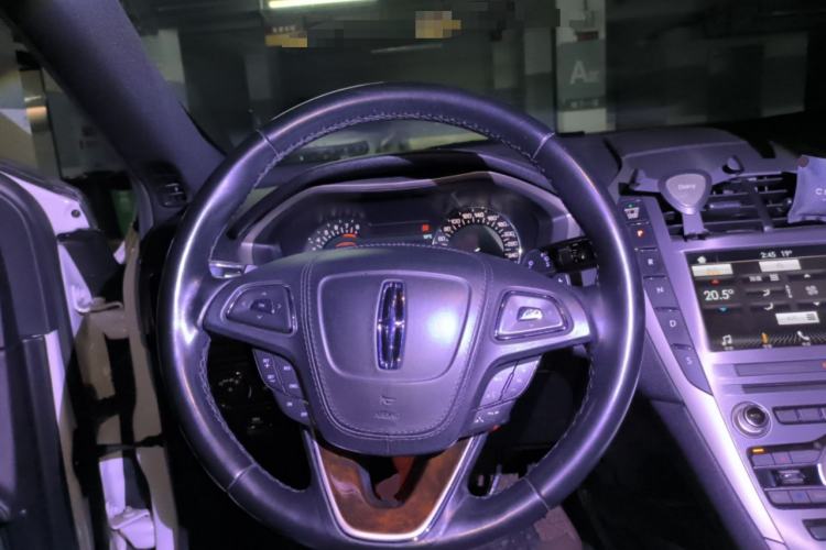 Used Lincoln MKZ 2017 2.0T Luxury Edition Steering Wheel