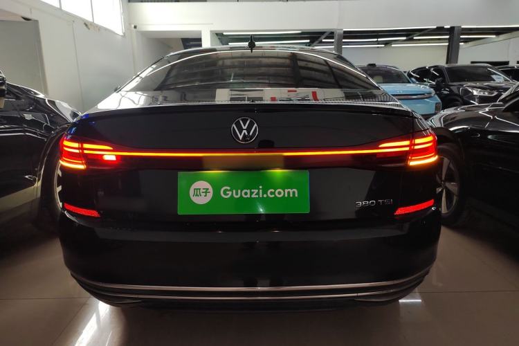 Used Volkswagen Passat 2025 Premium Version 380TSI Dragon Edition