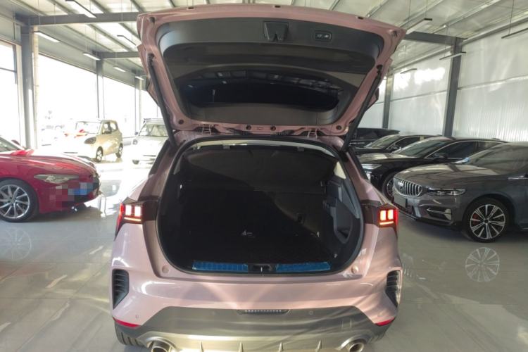 Used Lynk & Co 06 2021 1.5T Shero Pink Special Edition