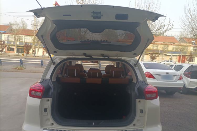 Used BAIC Senova X35 2016 1.5L Automatic Luxury Edition Trunk