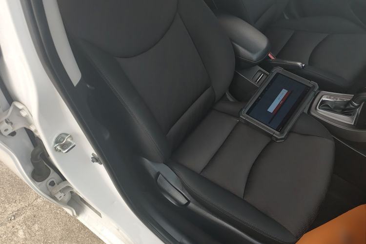 Used Hyundai Elantra (5th Generation / Langdong) 2016 1.6L Automatic Smart Version