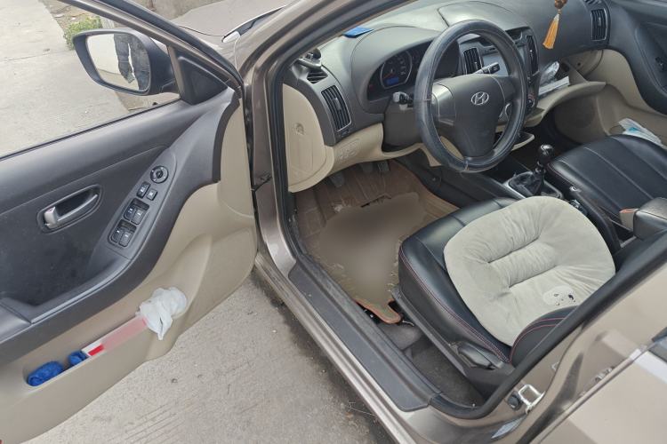 Used Hyundai Celesta 2011 1.6L Manual Comfort Edition