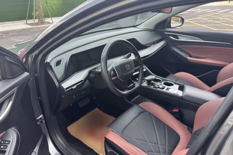 Used CHANGAN Eado 2024 PLUS Blue Whale NE 1.4T GDI DCT High-Energy Edition Interior 1