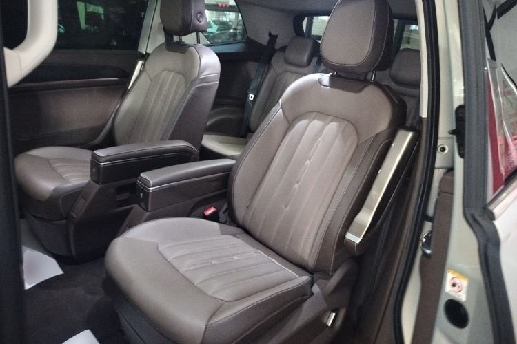 Used Volkswagen Viloran 2024 330TSI Luxury Edition