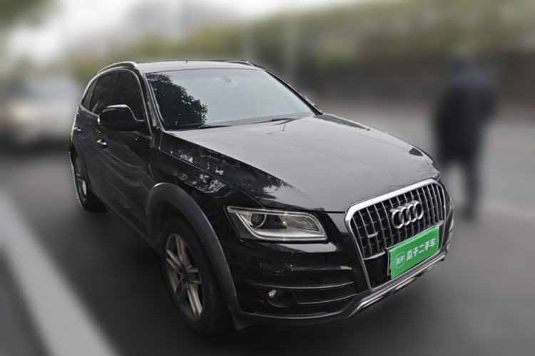Used Audi Q5 2018 Collector's Edition 40 TFSI Technology Model