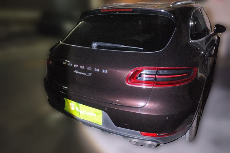 Used Porsche Macan 2017 Macan S 3.0T Rear Right 45 Deg