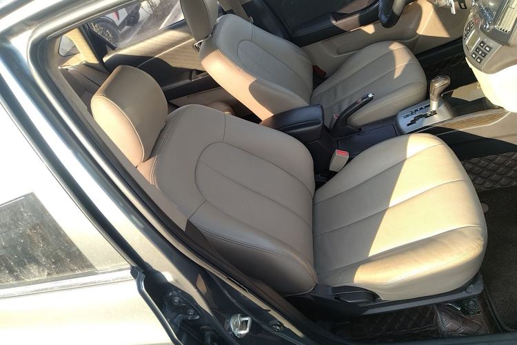 Used Hyundai Celesta 2015 1.6L Automatic Luxury Model
