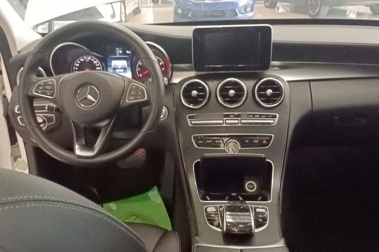 Used Mercedes-Benz C-Class 2016 C 200 L 4MATIC Sport Edition Center Console