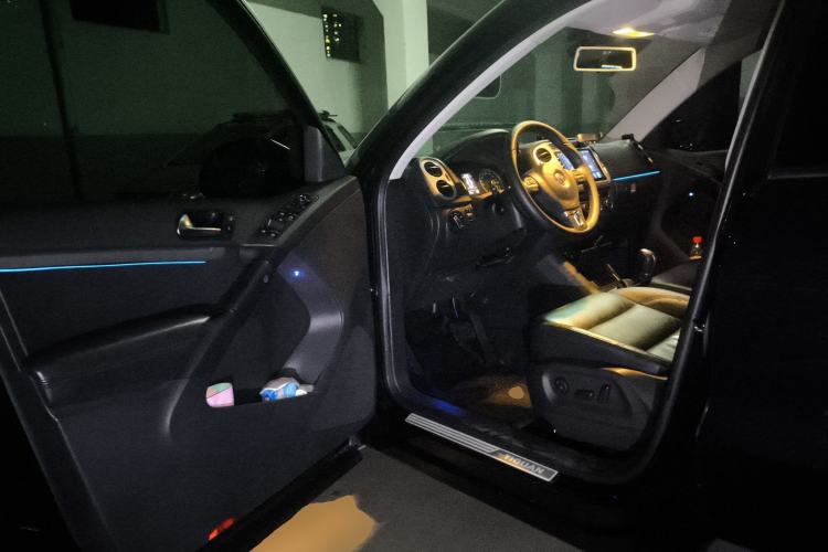 Used Volkswagen Tiguan 2015 1.8TSI Automatic All-Wheel Drive Comfort Edition Driver Seat