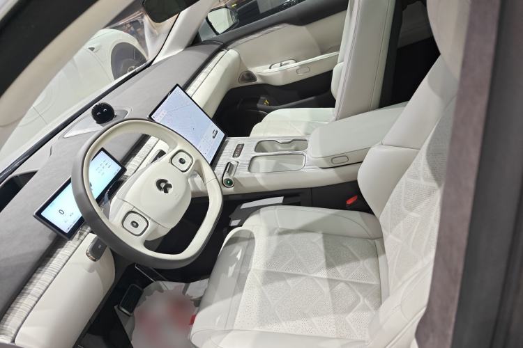 Used Nio ET7 2024 75 kWh Executive Signature Edition
