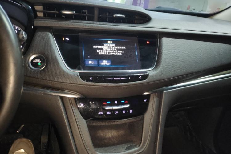 Used Cadillac XT5 2018 25T Luxury Model