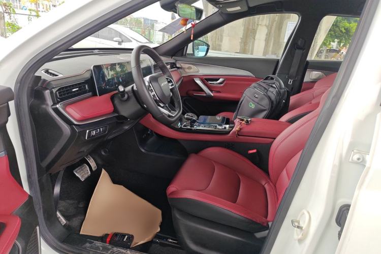 Used JETOUR X70 PLUS 2021 1.6T DCT Base 5-Seater
