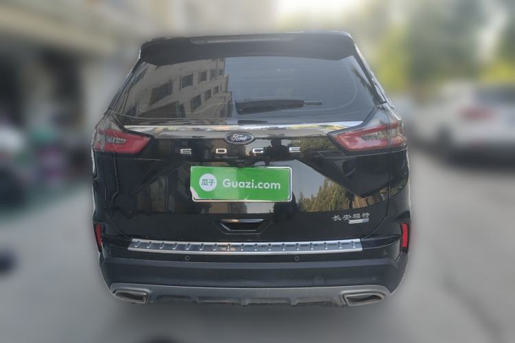 Used Ford Edge 2022 PLUS EcoBoost 245 Four-Wheel Drive Platinum Edition 7-Seater
