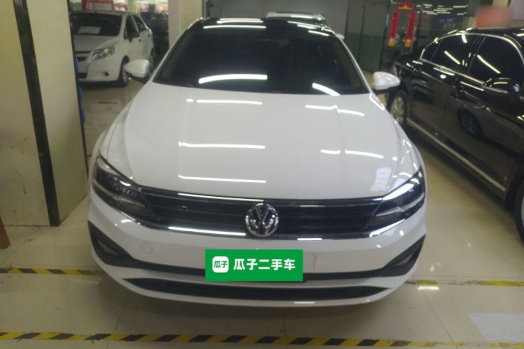 Used Volkswagen Lamando 2021 230TSI DSG Fashion Edition Front