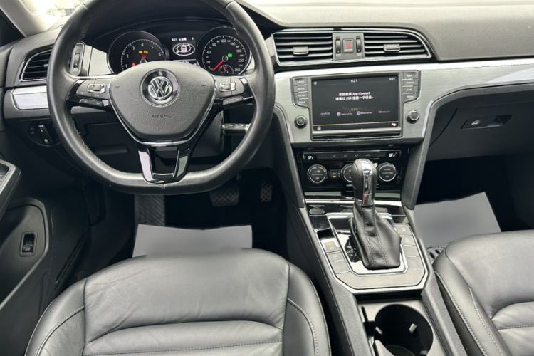 Used Volkswagen Lamando 2018 280TSI DSG Comfort Edition Interior 9