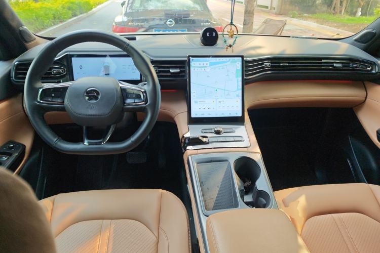 Used Nio ES6 2022 75 kWh Sport Edition Center Console