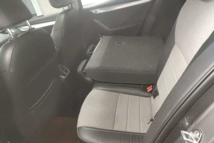 Used Skoda Octavia 2017 1.6L Automatic Chuanxing Edition
