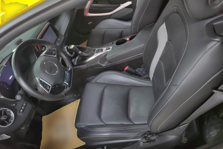 Used Chevrolet Camaro 2017 2.0T RS
