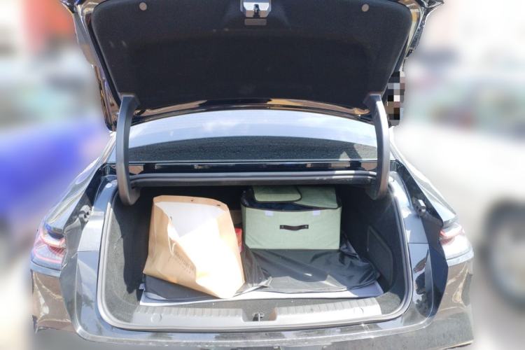 Used Geely Galaxy Galaxy 8 2025 130km EM-i Deluxe Edition
