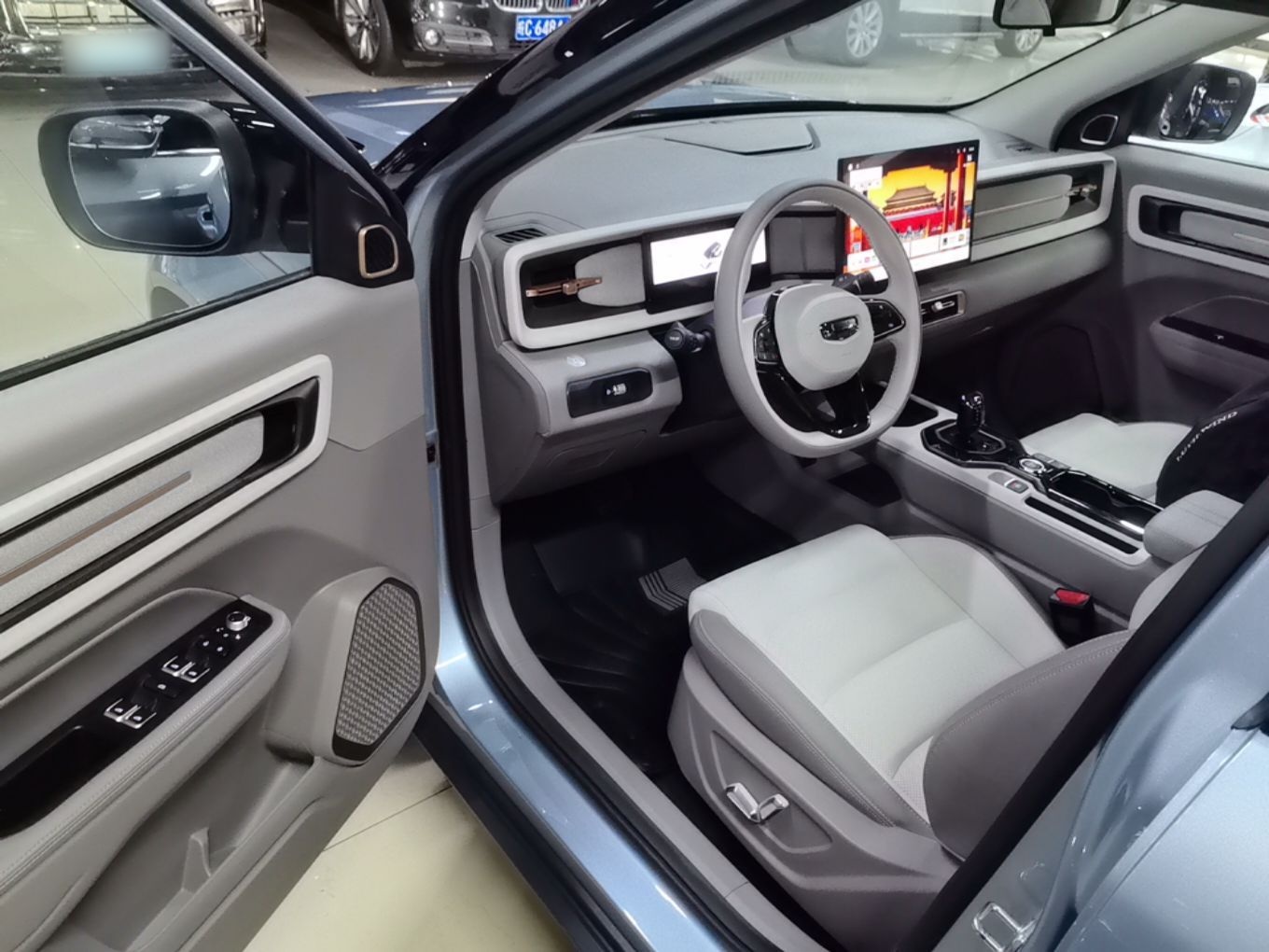 Geely Auto icon 2026 Model Chocolate 1.5TD Pure & Refined Edition — снимка 18