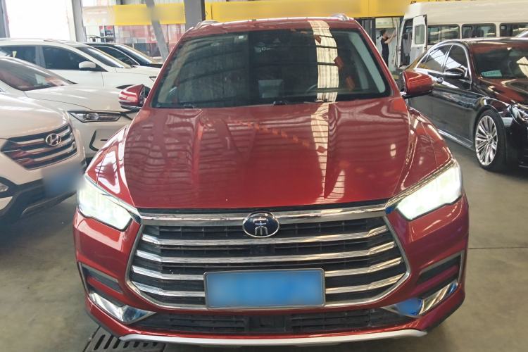 Used BYD Song Pro 2019 1.5T Automatic Prestige Model
