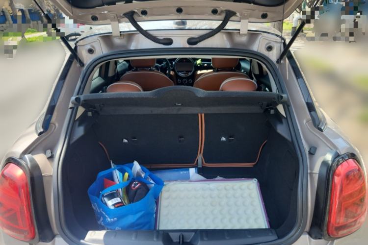 Used MINI 2023 2.0T COOPER S Artist Five-Door Edition Trunk