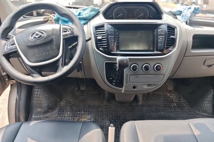 Used SAIC MAXUS Xintu V80 2018 2.5T AMT Commercial & Travel Long Wheelbase Mid-Roof 9-Seater