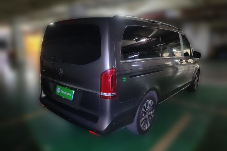 Used Mercedes-Benz V-Class 2017 V 260 Avantgarde Edition