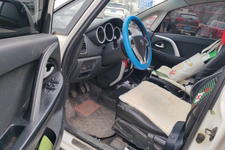 Used CHANGAN CX20 2014 1.4L Manual Sunroof Navigation Version – China IV Standard