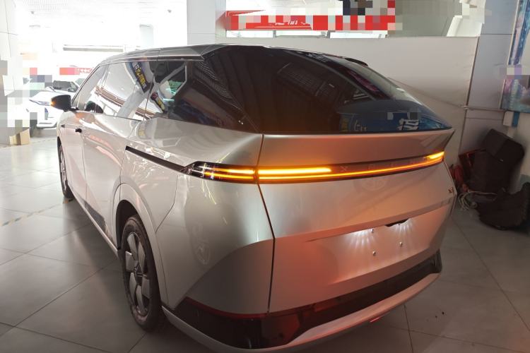 Used XPeng X9 2024 610 Long-Range Pro
