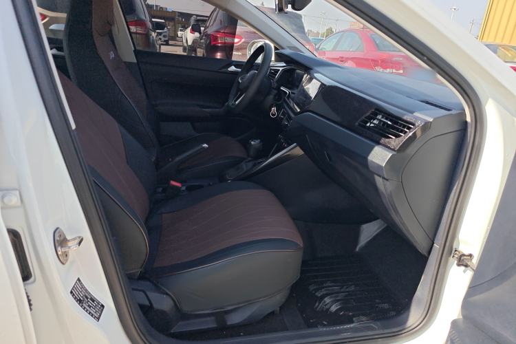 Used Volkswagen Lavida 2023 New Sharp 1.5L Automatic Excellent New Edition
