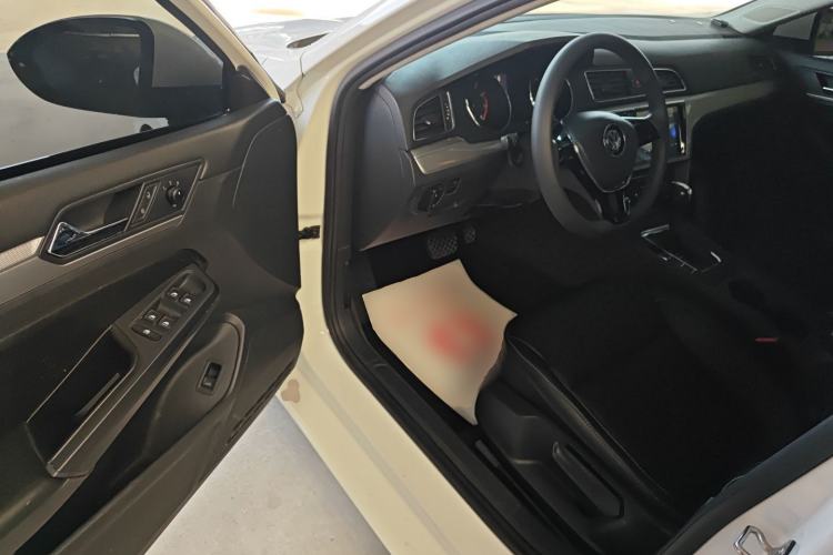 Used Volkswagen Lamando 2017 230TSI DSG Fashion Edition
