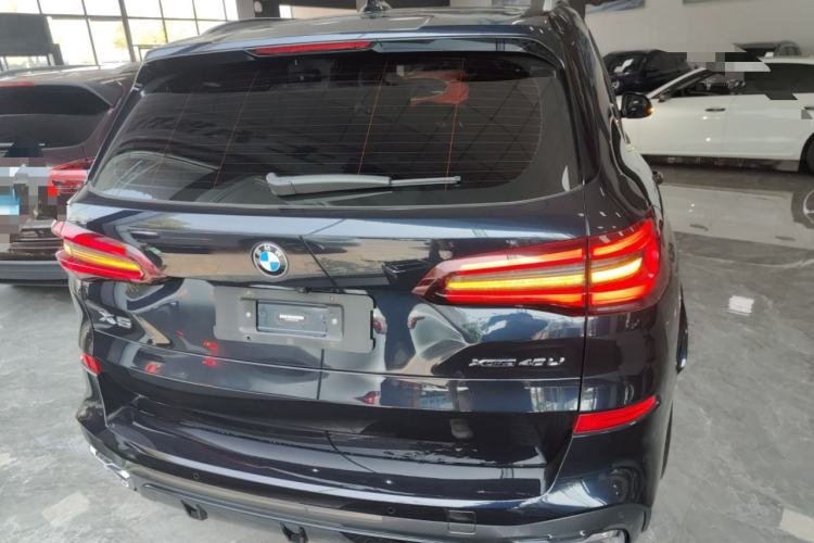 Used BMW X5 2022 Restyled xDrive 40Li M Sport Package
