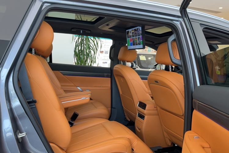 Used Dongfeng eπ eπ008 2026 Model Six-Seat Pure-Electric Family Delight Edition Interior 3