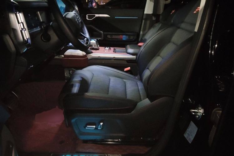 Used JETOUR Traveler C-DM 2025 120km Discovery Extended Version 7 Seats