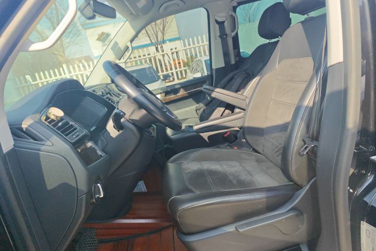 Used Volkswagen Multivan 2018 2.0 TSI Two-Wheel-Drive Luxury Edition 7 Seats