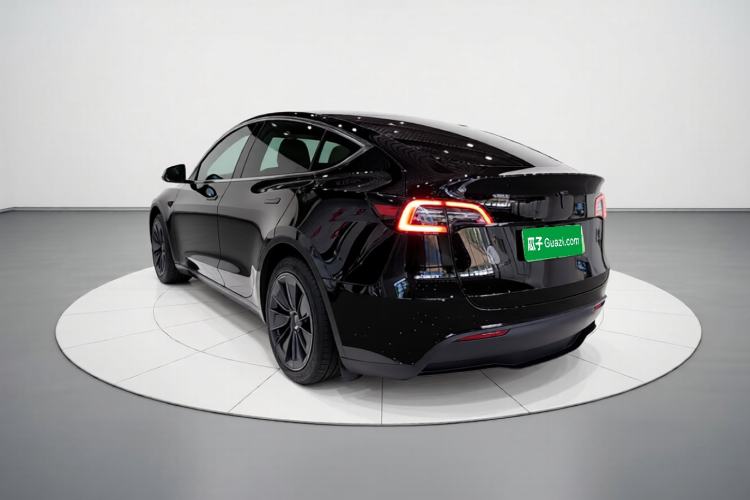 Used Tesla Model Y 2024 Rear-Wheel-Drive Version Rear Left 45 Deg