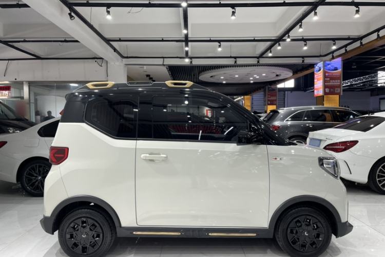 Used Wuling Hongguang MINIEV 2022 GAMEBOY 200km Gaming Edition with Lithium Iron Phosphate