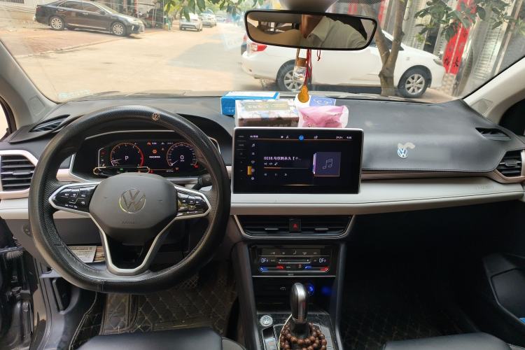 Used Volkswagen Tharu 2023 300TSI Two-Wheel-Drive Full Moon Edition