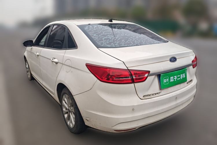 Used Ford Escort 2015 1.5L Manual Fashion Edition