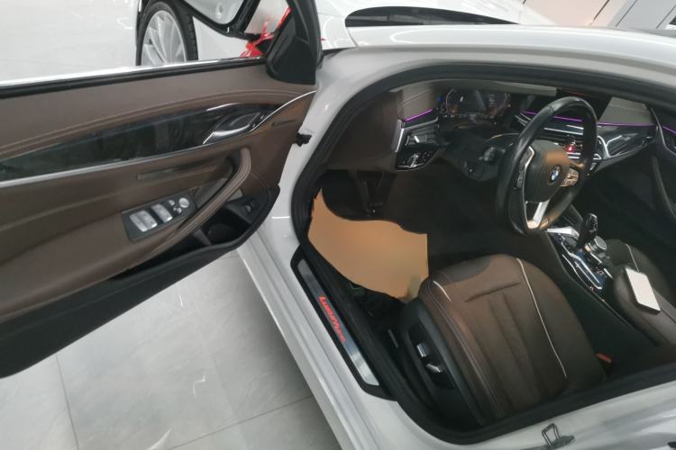 Used BMW 5 Series 2022 Second Facelift 525Li Luxury Package
