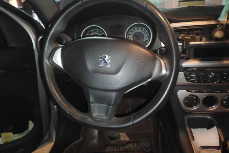 Used Peugeot 301 2014 1.6L Manual Luxury Edition
