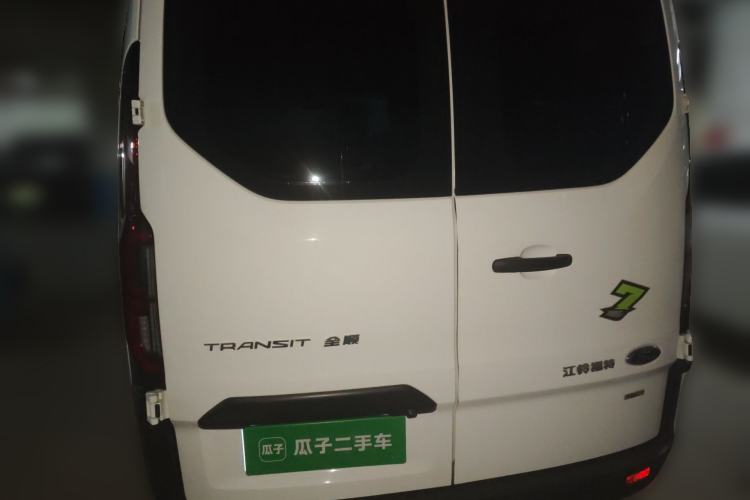 Used Ford Transit 2023 2.0T Diesel Automatic Multi-Function Commercial Vehicle Short Wheelbase Low Roof 5/6 Seats
