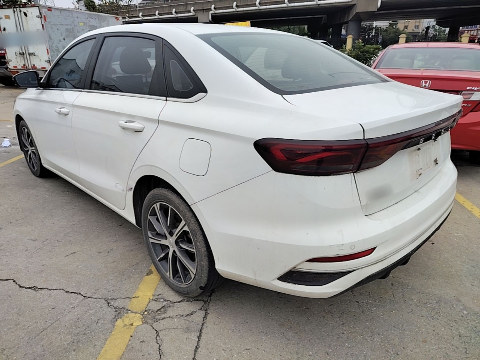 Geely Auto Emgrand 2022 4th Generation 1.5L CVT Luxury Model - Premium — снимка 4