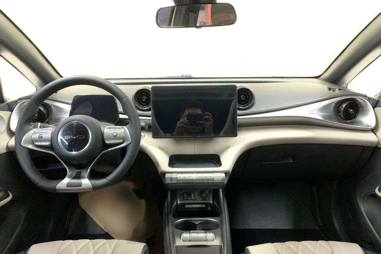 Used BYD Dolphin 2021 405 km Fashion Edition