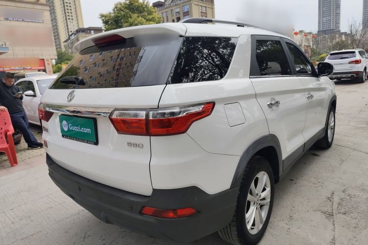 Used Dongfeng Fengon S560 2019 1.8L Manual Urban Model
