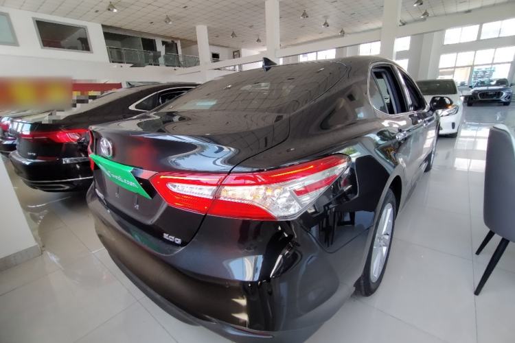Used Toyota Camry 2021 2.0G Luxury Edition